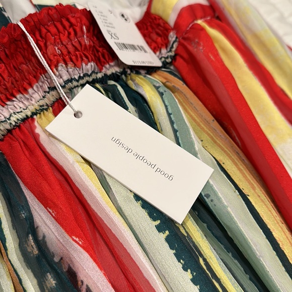 Stripe Printed Maxi Dress - Picture 7 of 8